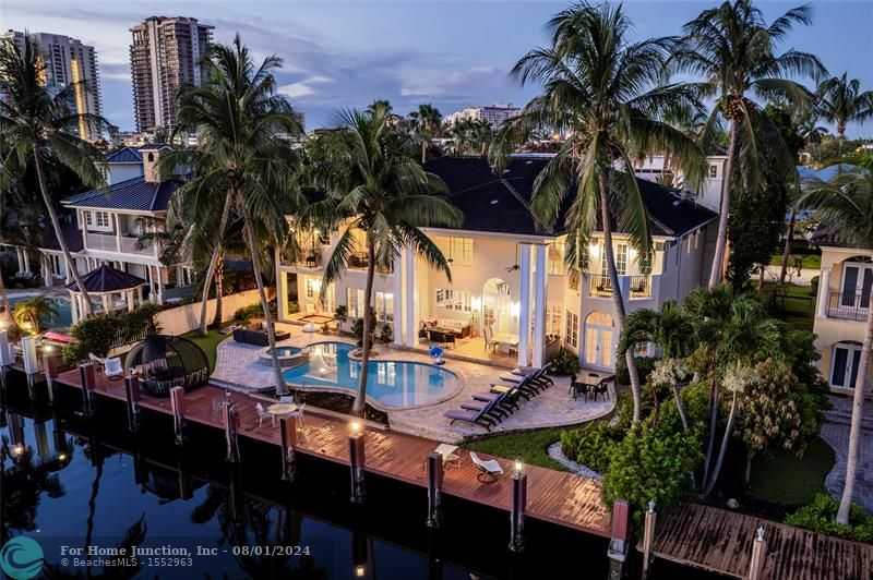 photo 1: 7 Pelican Dr, Fort Lauderdale FL 33301