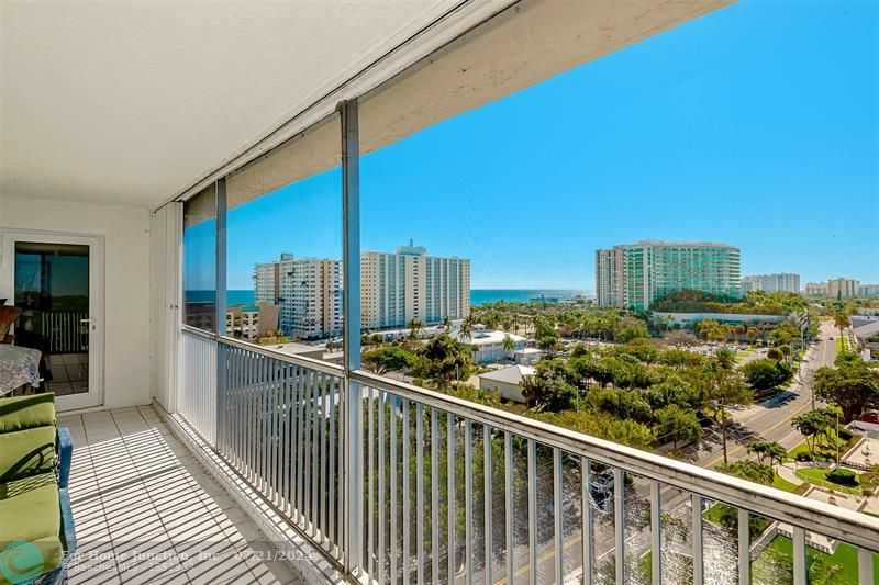 photo 3: 299 N Riverside Dr Unit PH8, Pompano Beach FL 33062