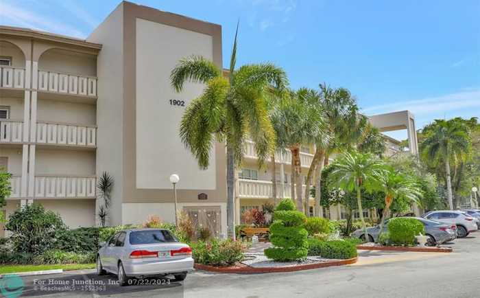 photo 1: 1902 Bermuda Cir Unit H3, Coconut Creek FL 33066