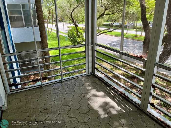 photo 15: 3140 Holiday Springs Blvd Unit 202, Pompano Beach FL 33063