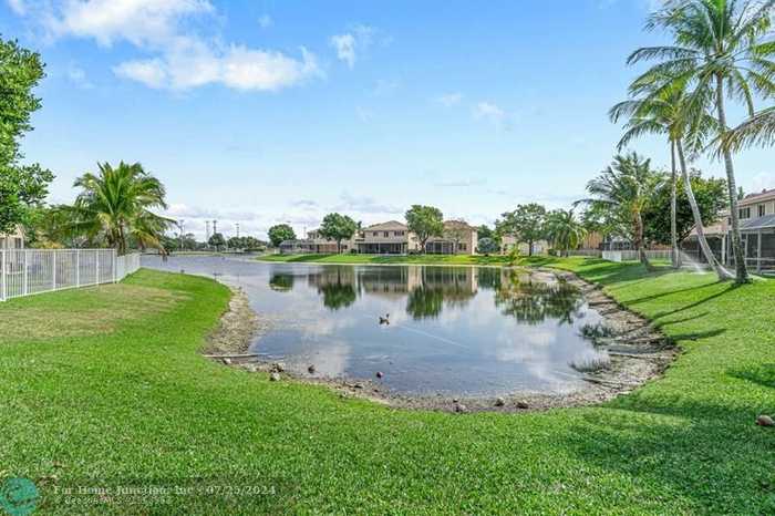 photo 31: 4692 Saint Simon Dr, Coconut Creek FL 33073