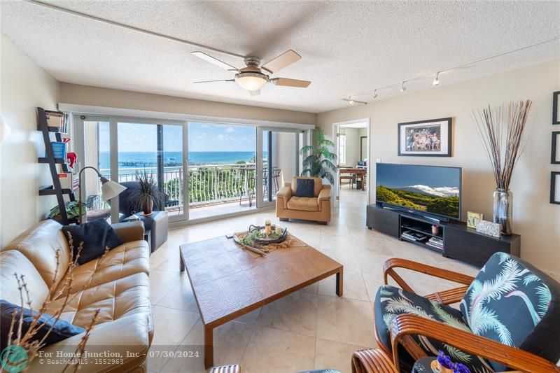 photo 3: 328 N Ocean Blvd Unit 805, Pompano Beach FL 33062