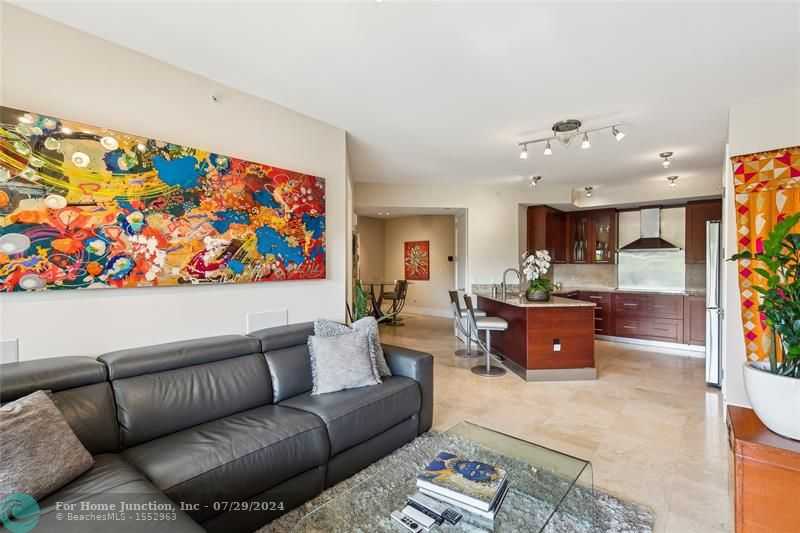 photo 3: 2409 N Ocean Blvd Unit 327, Fort Lauderdale FL 33305