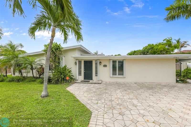 photo 1: 1984 Windward Dr, Pompano Beach FL 33062