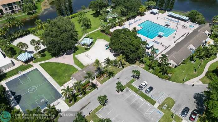 photo 37: 3961 Cocoplum Cir Unit 3659, Coconut Creek FL 33063