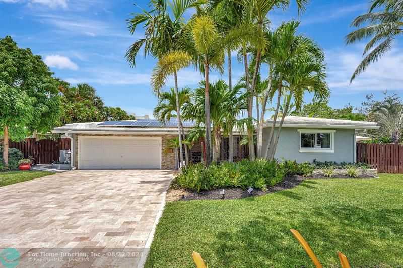 photo 1: 2609 NE 29th Ct, Fort Lauderdale FL 33306