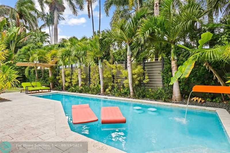 photo 1: 1500 Middle River Drive, Fort Lauderdale FL 33304