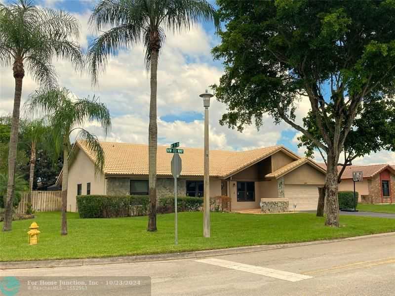 photo 2: 691 NW 111th Way, Coral Springs FL 33071