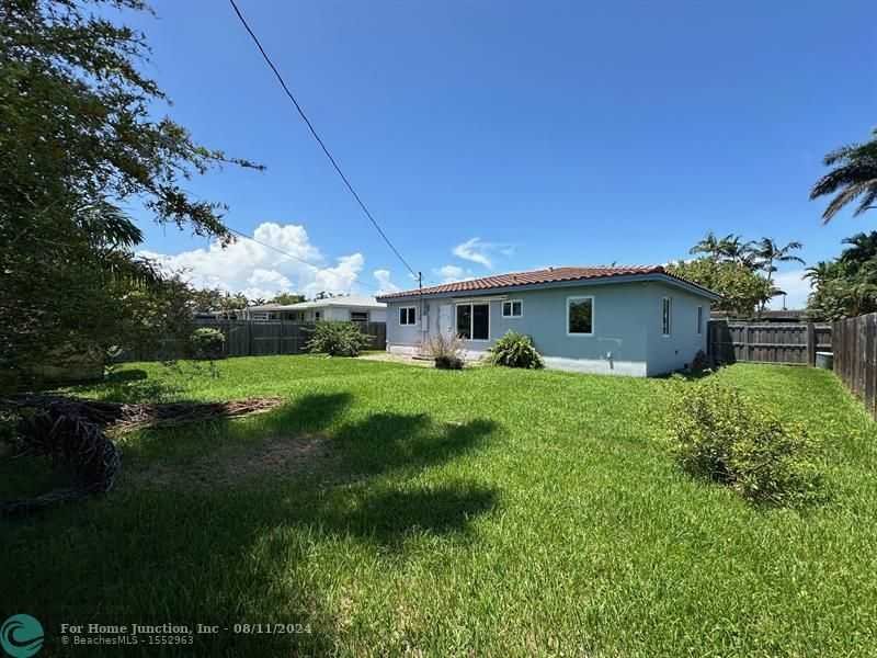 photo 3: 218 SE 3rd St, Dania Beach FL 33004