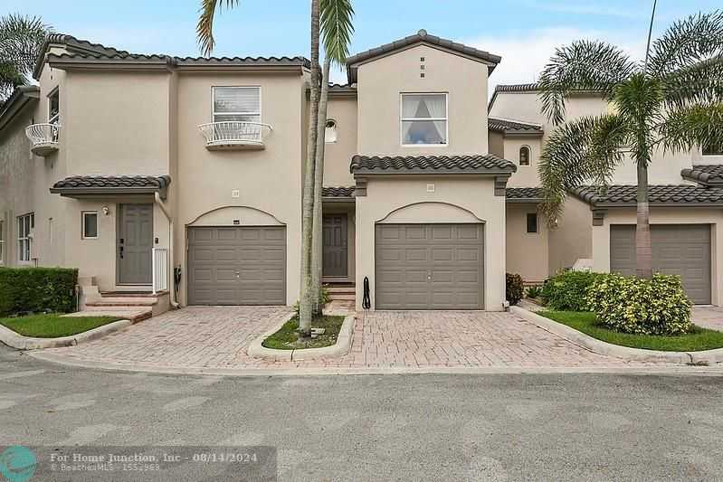 photo 3: 1900 Oceanwalk Ln Unit 106, Lauderdale By The Sea FL 33062