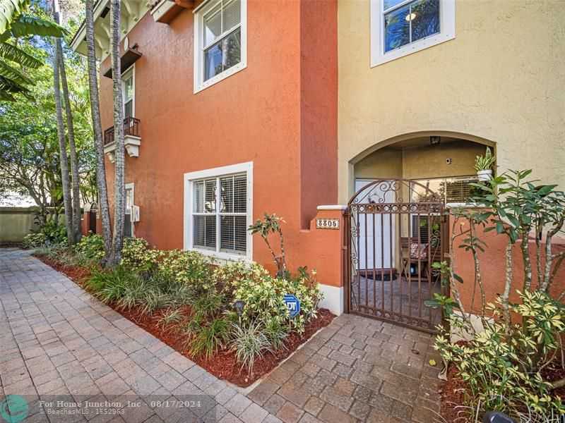 photo 3: 3305 Merrick Ln Unit 3305, Pompano Beach FL 33063