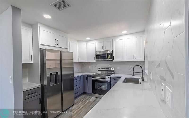 photo 3: 2833 Carambola Cir S Unit 19104, Coconut Creek FL 33066