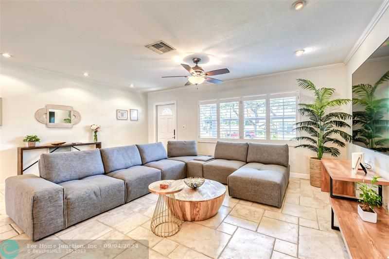 photo 3: 6731 NW 29th Ave, Fort Lauderdale FL 33309