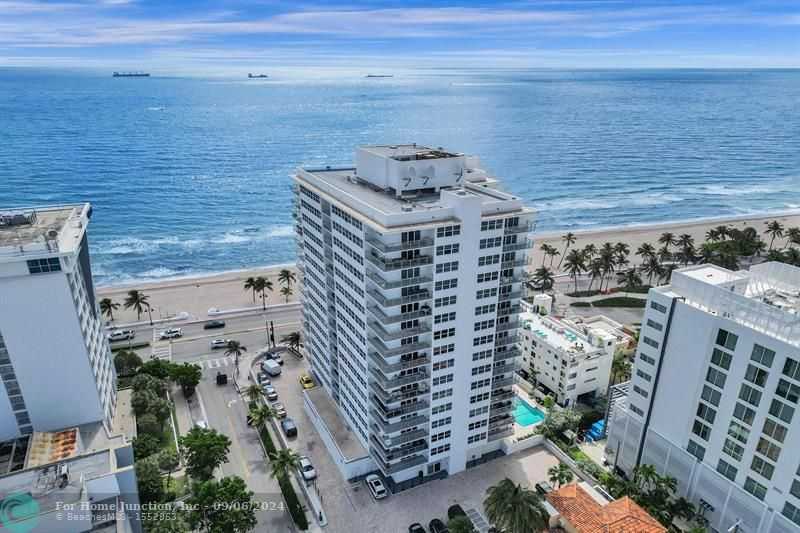 photo 2: 209 N Fort Lauderdale Beach Blvd Unit 5C, Fort Lauderdale FL 33304