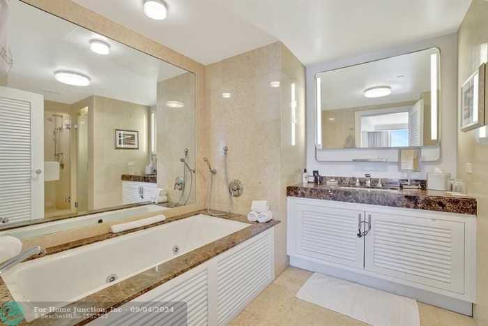 photo 13: 1 N Fort Lauderdale Beach Blvd Unit 1607, Fort Lauderdale FL 33304