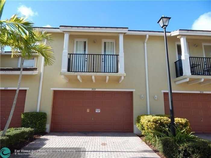 photo 1: 4720 Mimosa Lake Unit 909, Coconut Creek FL 33070