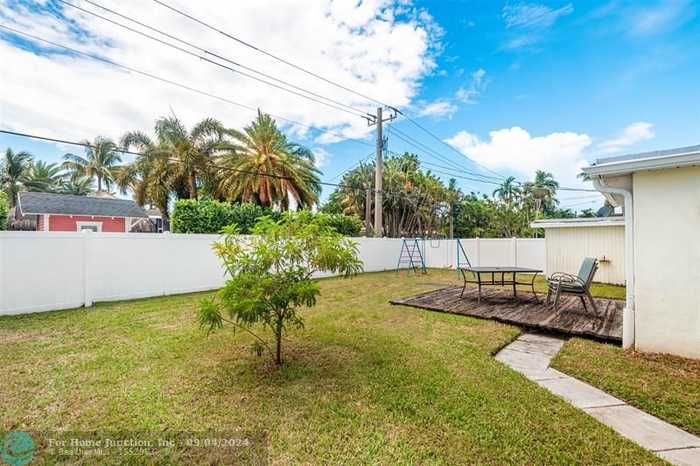 photo 27: 326 SE 3rd St, Dania Beach FL 33004