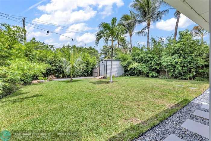 photo 26: 615 SW 20 Street, Fort Lauderdale FL 33315