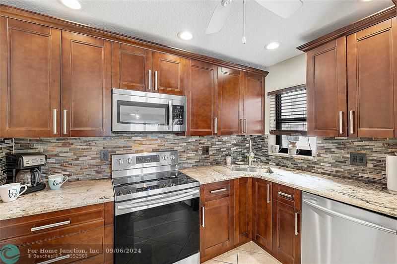 photo 1: 2849 Carambola Cir South Unit 19120, Coconut Creek FL 33066