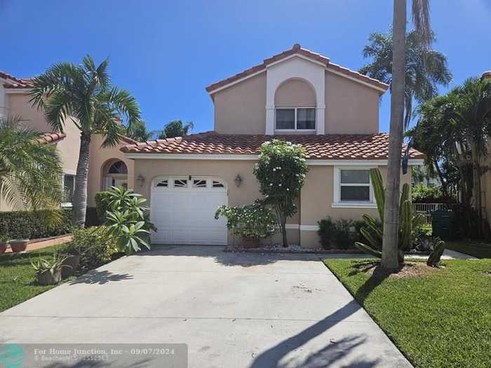 photo 2: 1153 SE 6th Ct, Dania Beach FL 33004