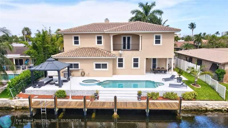 photo 3: 711 SE 6th Ter, Pompano Beach FL 33060