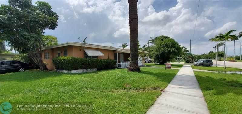 photo 3: 91 Fronton Blvd, Dania Beach FL 33004