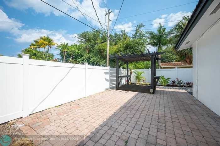 photo 34: 2132 NE 63rd St, Fort Lauderdale FL 33308