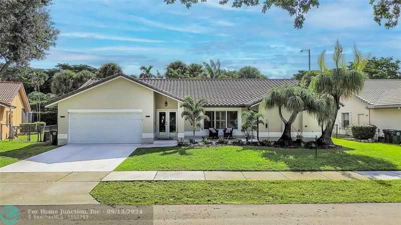 photo 3: 5180 NW 47th Ave, Coconut Creek FL 33073