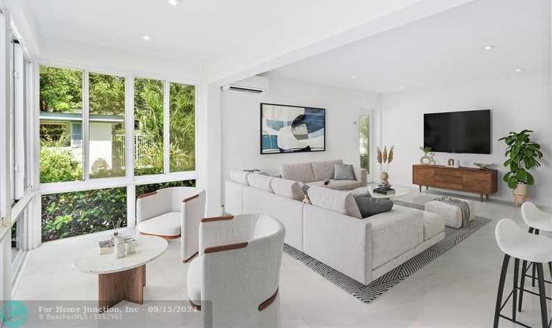 photo 3: 425 Bayshore Dr Unit 15, Fort Lauderdale FL 33304