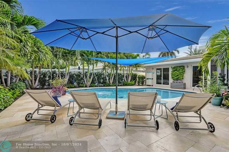 photo 1: 2118 NE 16th Ave, Wilton Manors FL 33305