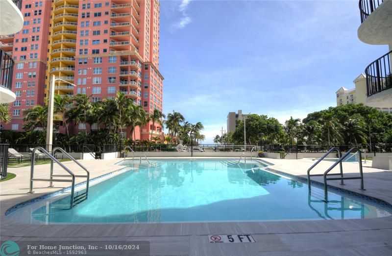 photo 3: 2029 N Ocean Blvd Unit 511, Fort Lauderdale FL 33305