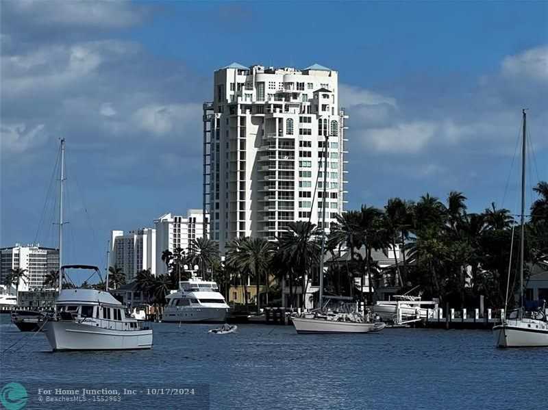 photo 1: 3055 Harbor Dr Unit 802, Fort Lauderdale FL 33316