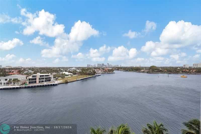 photo 3: 3055 Harbor Dr Unit 802, Fort Lauderdale FL 33316