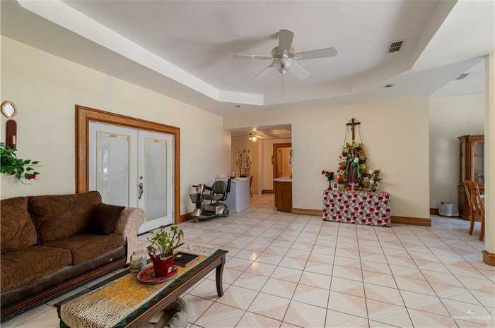 photo 2: 1405 Nugget Street, Penitas TX 78576