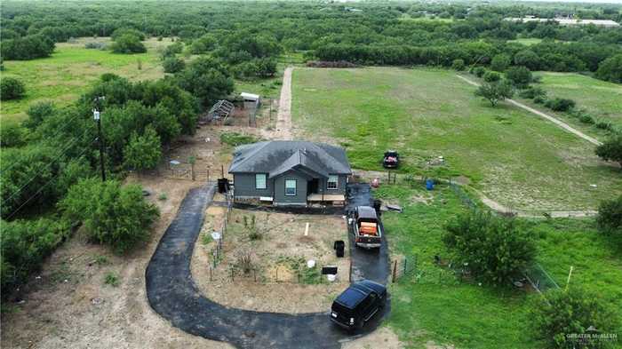 photo 2: 38307 Mile 7 Street, Penitas TX 78576