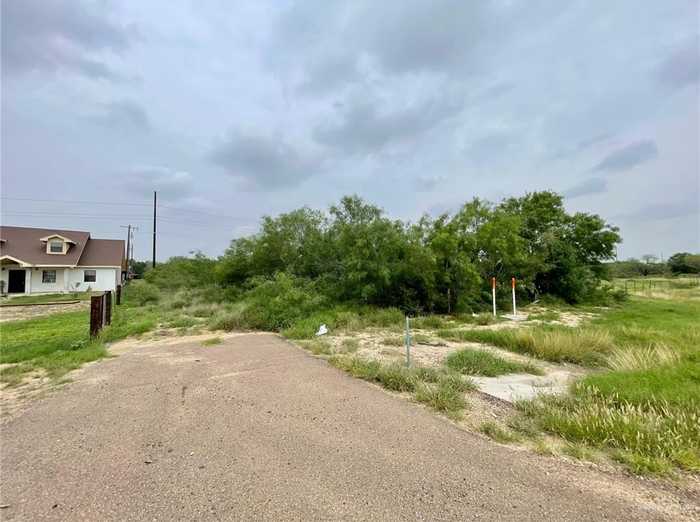 photo 2: 2917 N US Highway 83 Street, Roma TX 78584