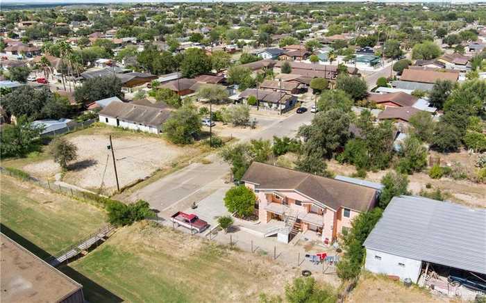 photo 10: 902 Ozaka Street, Roma TX 78584