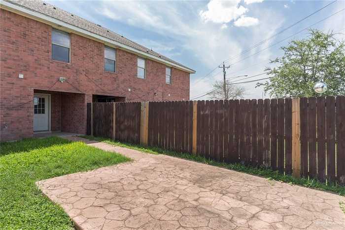 photo 2: 103 S 48th Lane, McAllen TX 78501