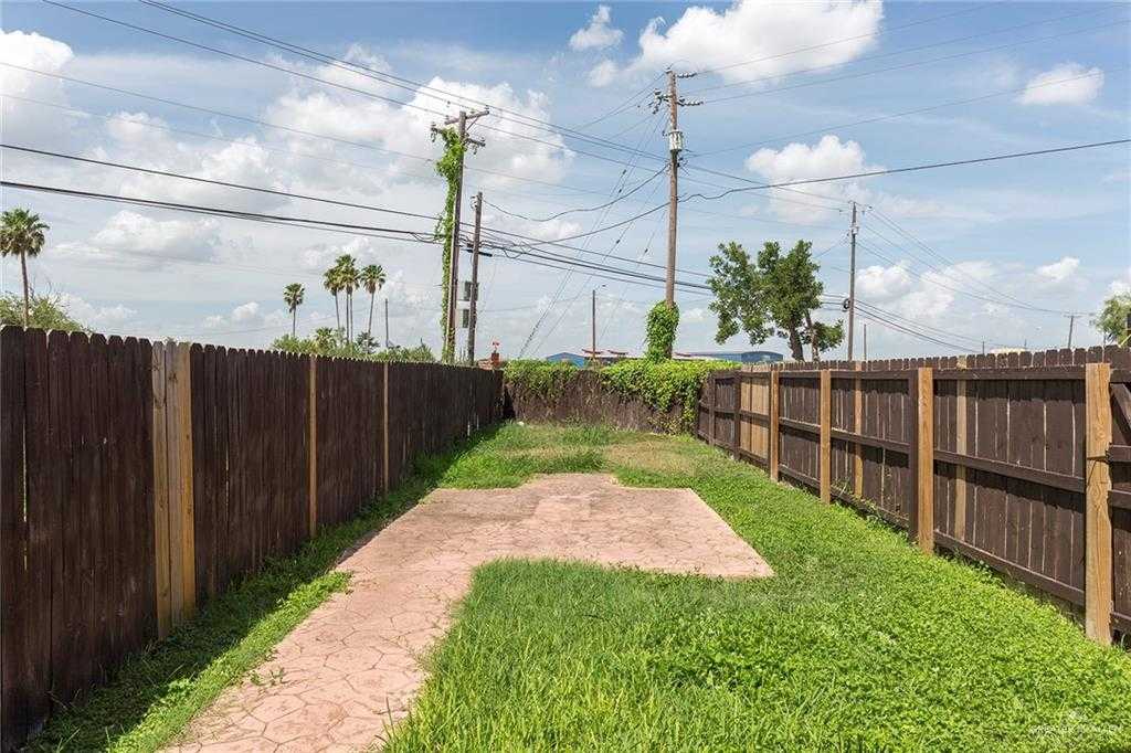 photo 3: 103 S 48th Lane Unit 3, McAllen TX 78501