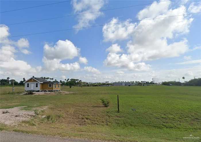 photo 2: 8206 Charles Green Road, Monte Alto TX 78538