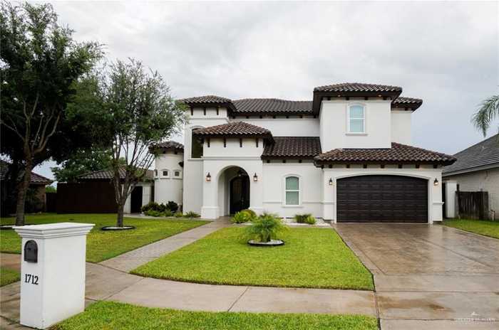 photo 1: 1712 N 49th Street, McAllen TX 78504