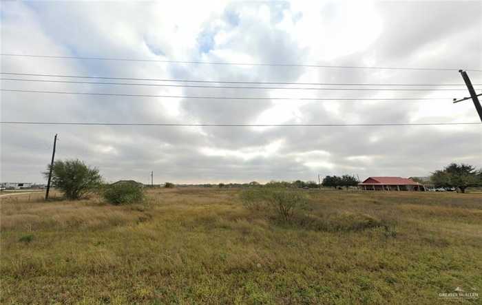 photo 5: 22524 N Mile 5 1/2 Road, Monte Alto TX 78538