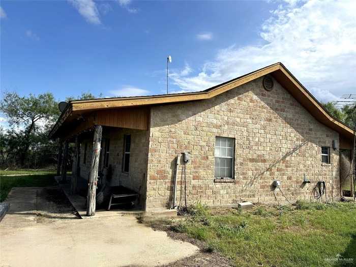 photo 2: 22985 Mile 7 W, Edcouch TX 78538