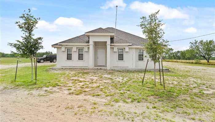 photo 1: 714 La Mesa Street, Rio Grande City TX 78582