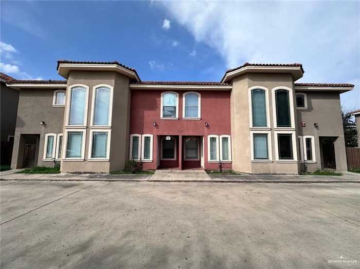 photo 1: 1317 E Olympia Avenue Unit 3, McAllen TX 78503