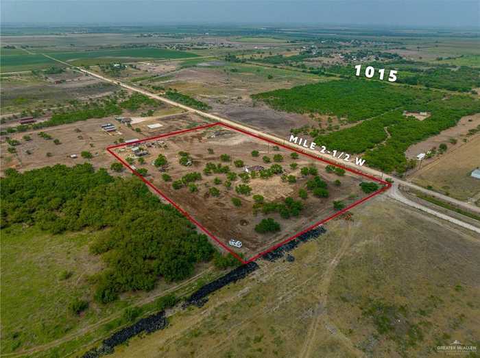 photo 3: 23609 Mile 2 1/2 Road W, Monte Alto TX 78538