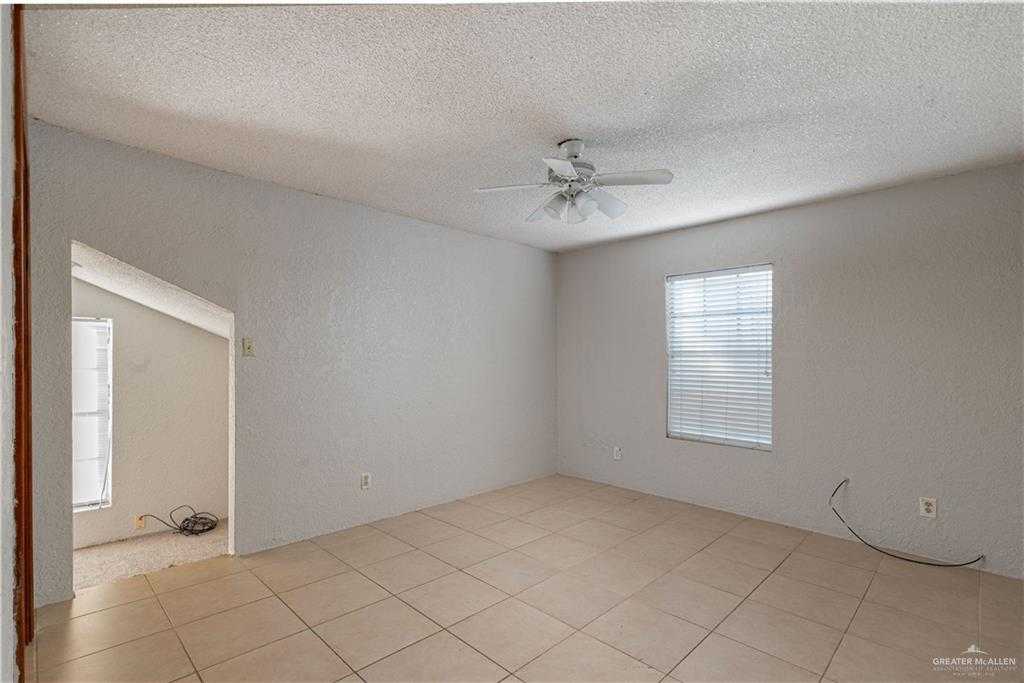 photo 3: 933 4th Street, Roma TX 78584