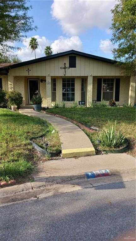 photo 1: 504 W Gardenia Avenue W, McAllen TX 78501