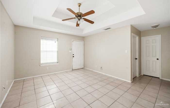 photo 2: 1504 Prosperity Drive, Edinburg TX 78541