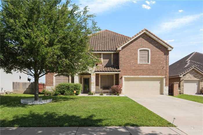 photo 1: 4230 Stillwater Cove, Edinburg TX 78542